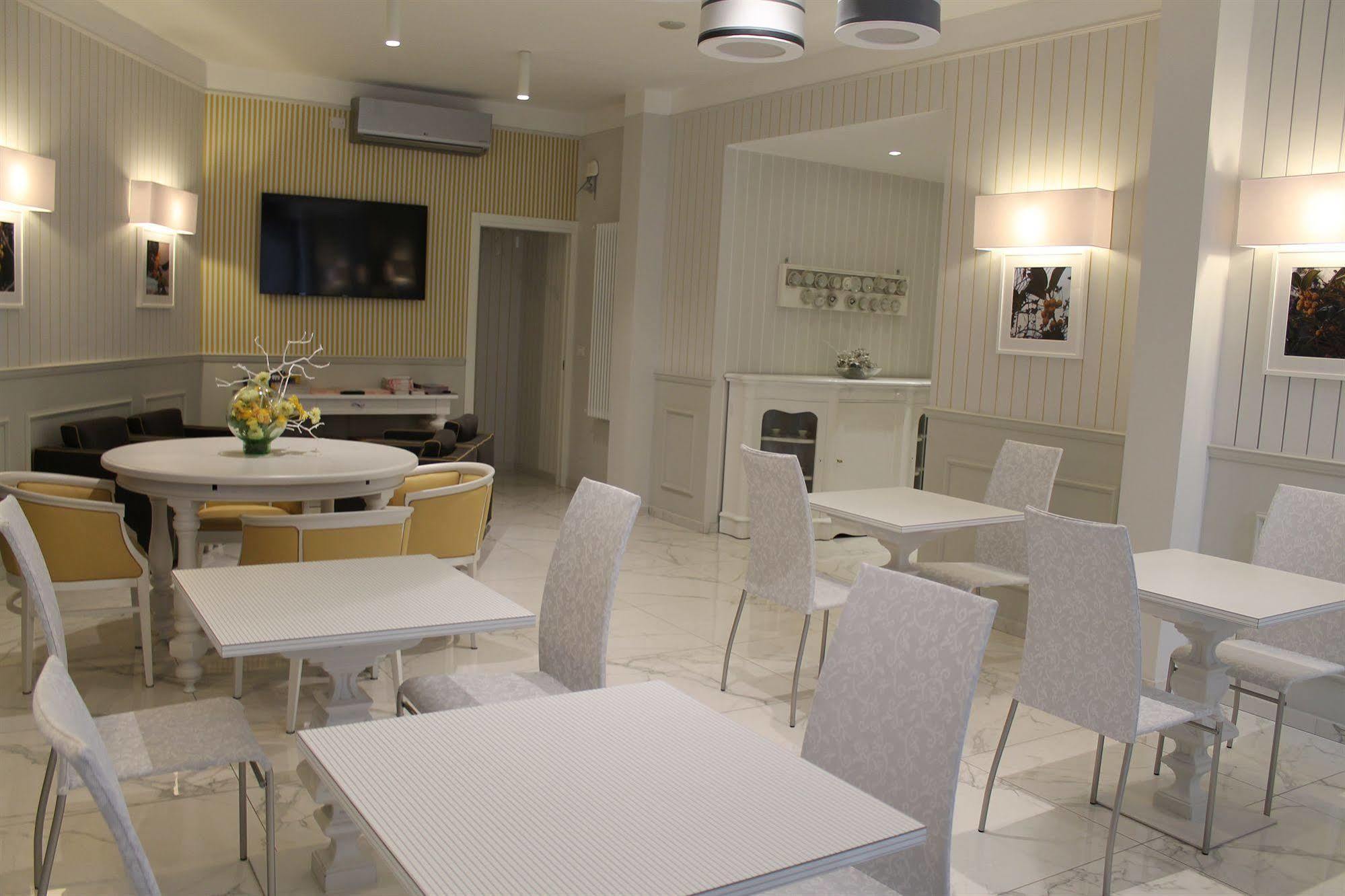 Hotel La Pace 3*